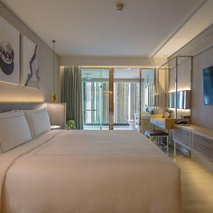 Deluxe Zimmer mit Kingsize-Bett
